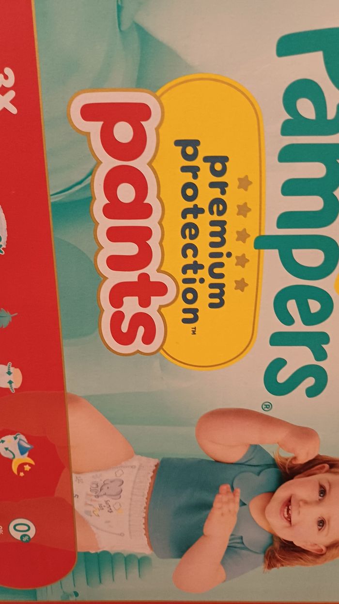 2 carton de douche pampers premiume protection taille 5 pants - photo numéro 2