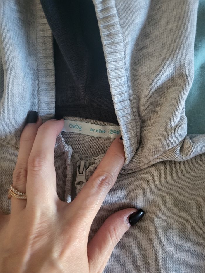 Gilet garçon 24 mois - photo numéro 2