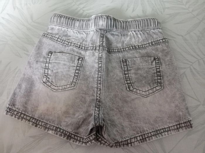 Short kiabi 18 mois - photo numéro 2