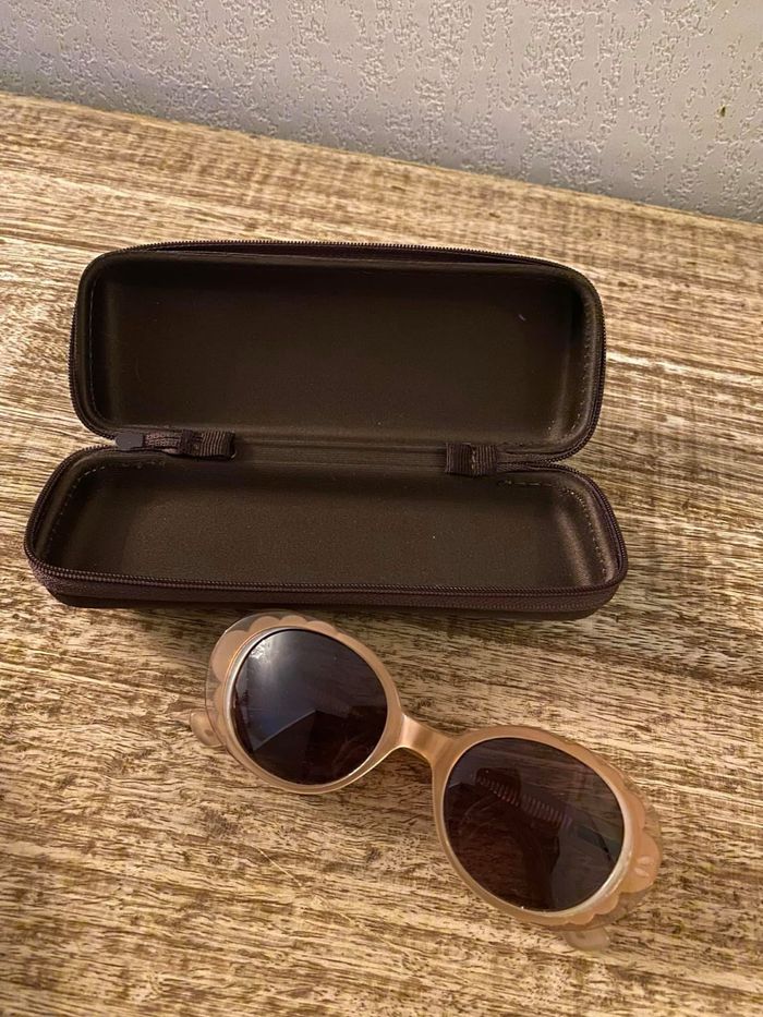 Lunettes de soleil tartine et chocolat Parfait état - photo numéro 10