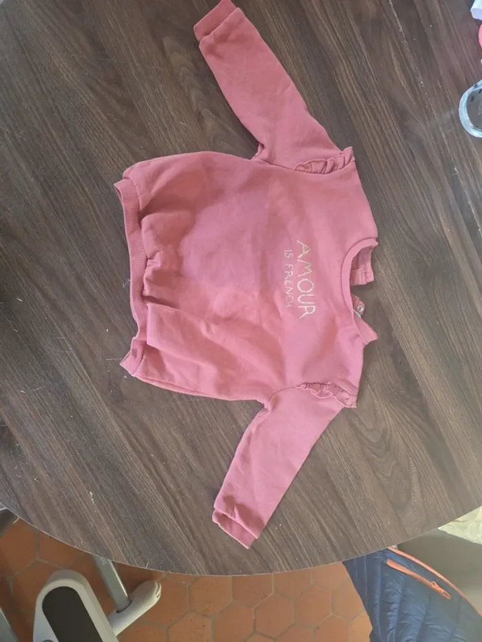 Pull 23 mois