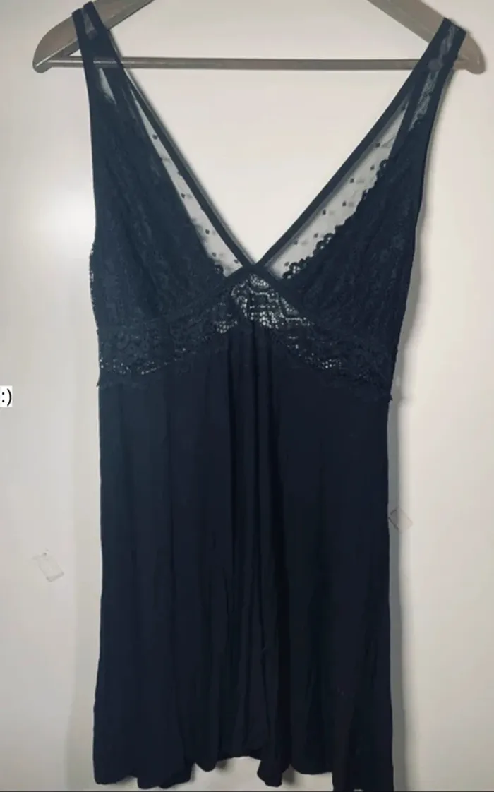 Nuisette noire femme taille 46 / SHEIN.
