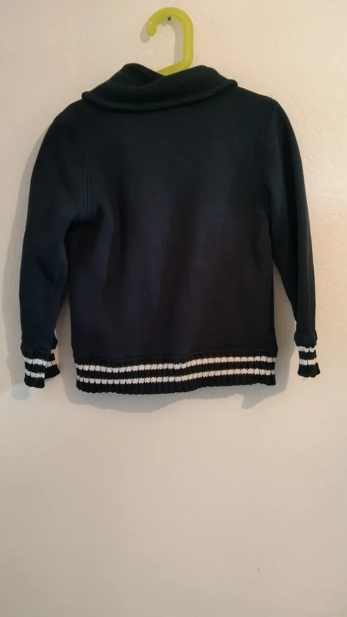 gilet boutons détails grosses mailles garcon 6 ans - photo numéro 2