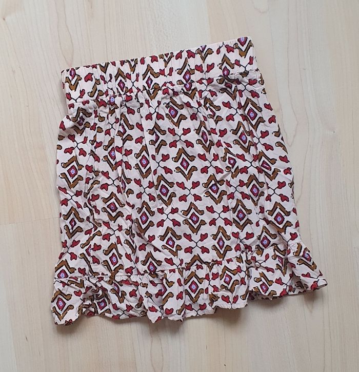 Jupe plissée à volant, beige à motifs géométriques (4 ans-98/107Cm) / Kiabi