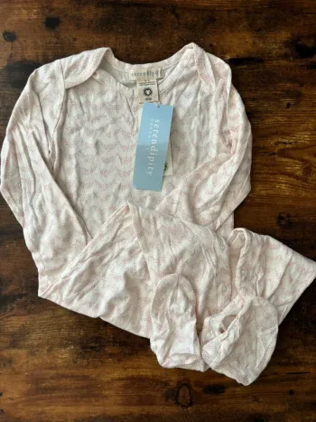 Pyjama à pois roses