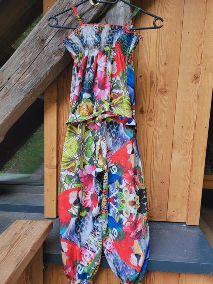 Magnifique combinaison d'été, légère style satin, Désigual,7/8 ans - photo numéro 3