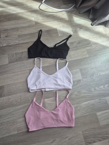Lot soutient gorge fille 12/ 13 ans
