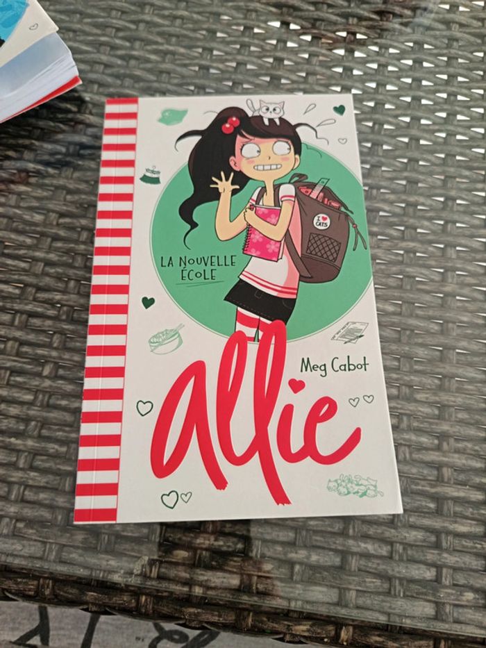 Lot des 3 premiers tomes Allie - photo numéro 6
