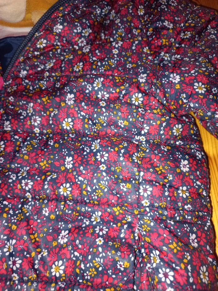 Veste fille fleurie de 12 a 30 mois - photo numéro 2