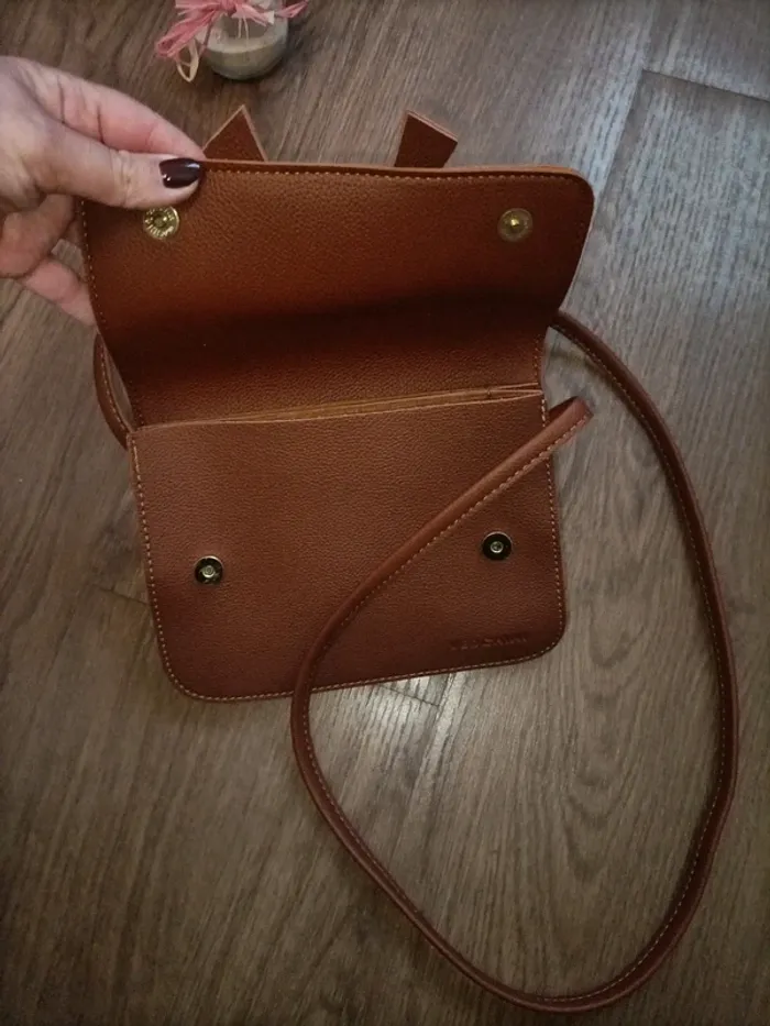 Joli petit sac couleur camel Verchini - photo numéro 5