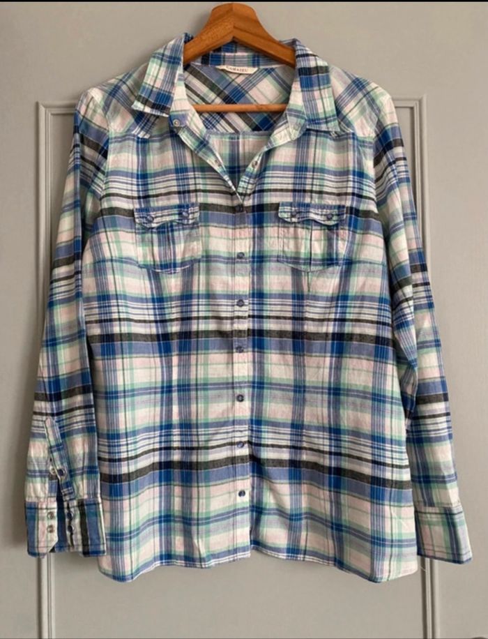 Chemise à carreaux
