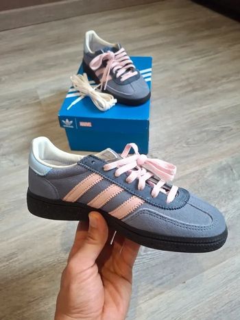 Adidas Spezial Marvel Taille 36 Neuves édition Spéciale