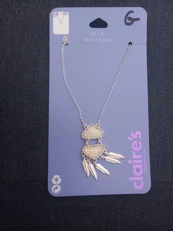Colier pendentif neuf claires