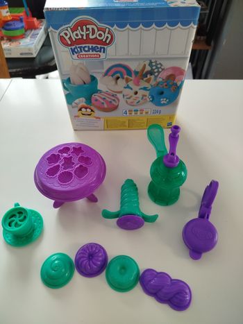 Play-doh donuts - pâte à modeler