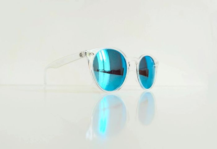 Lunette de soleil transparente Polarisée mixte verres bleus miroités uvprotection catégorie 3 - photo numéro 3