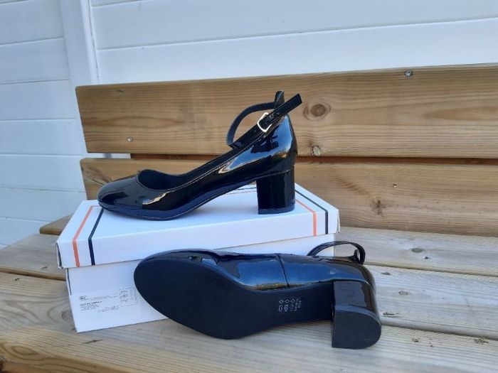 Chaussures neuves 40
