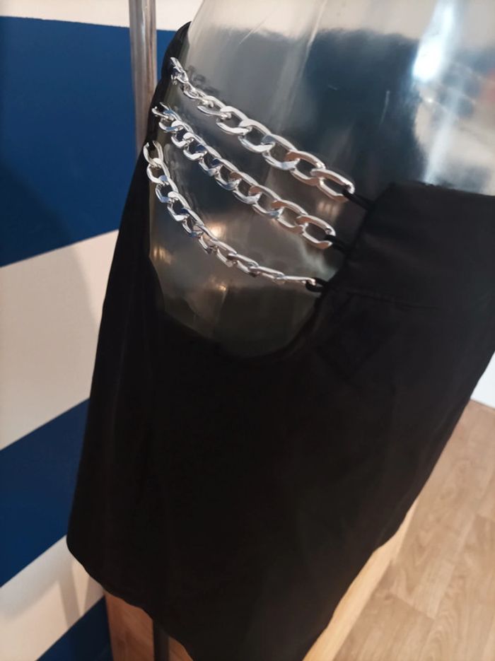 Short sexy à chaînes noir neuf Shein femme taille L (40/42) - photo numéro 2