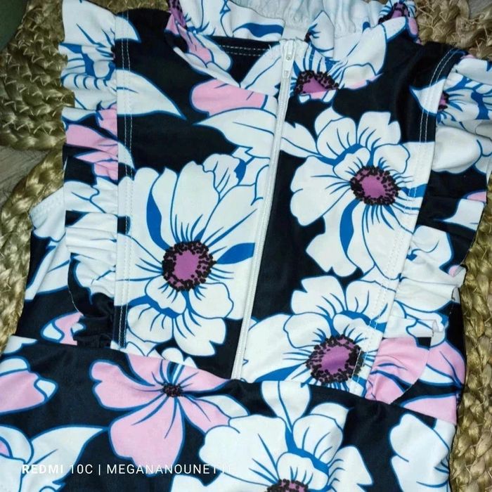 👙 Maillot de bain fille 1 pièce - Taille 4 ans - Boutique Indépendante🌸 - photo numéro 3