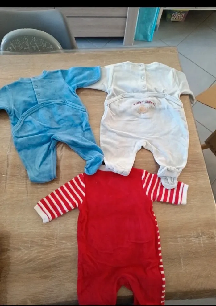 Lot 3 pyjamas hivers garçon 1 mois - photo numéro 6