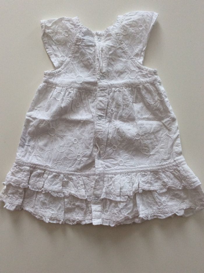 Robe blanche - photo numéro 3