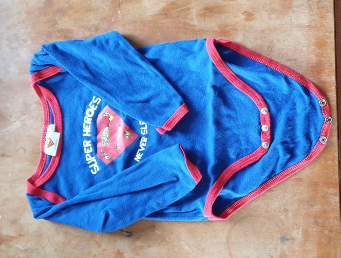 Lot 2 bodies superman