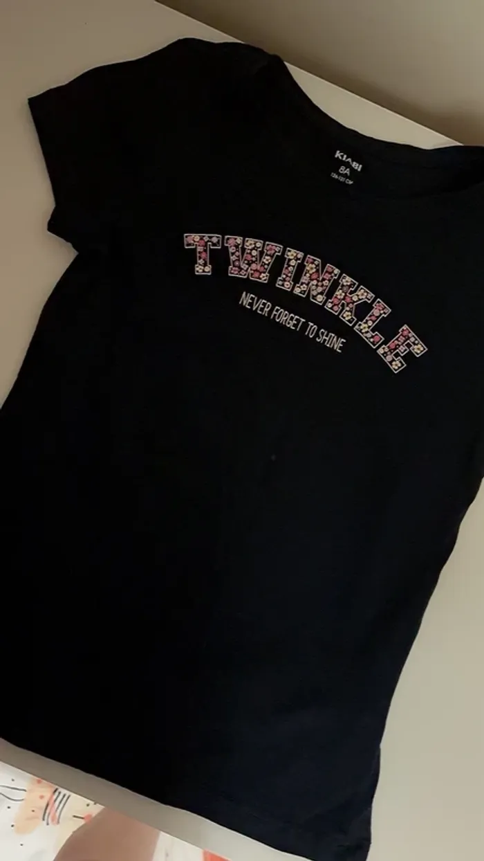 Tee shirt