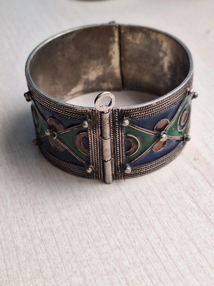 🎨 Bracelet artisanal coloré en métal 🎨 - photo numéro 3