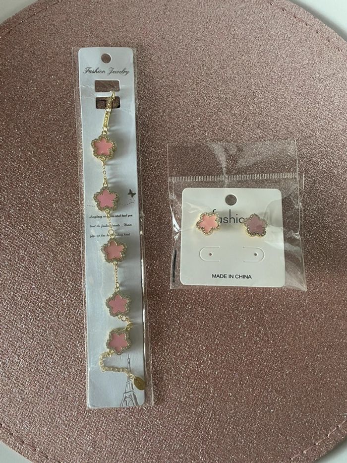 Lot Bracelet + boucles d’oreilles