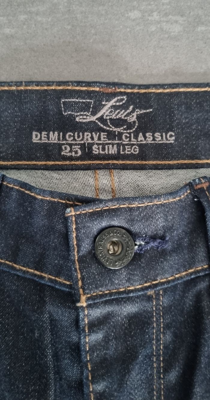 Jeans slim demi curve Levi's T.34 - photo numéro 6