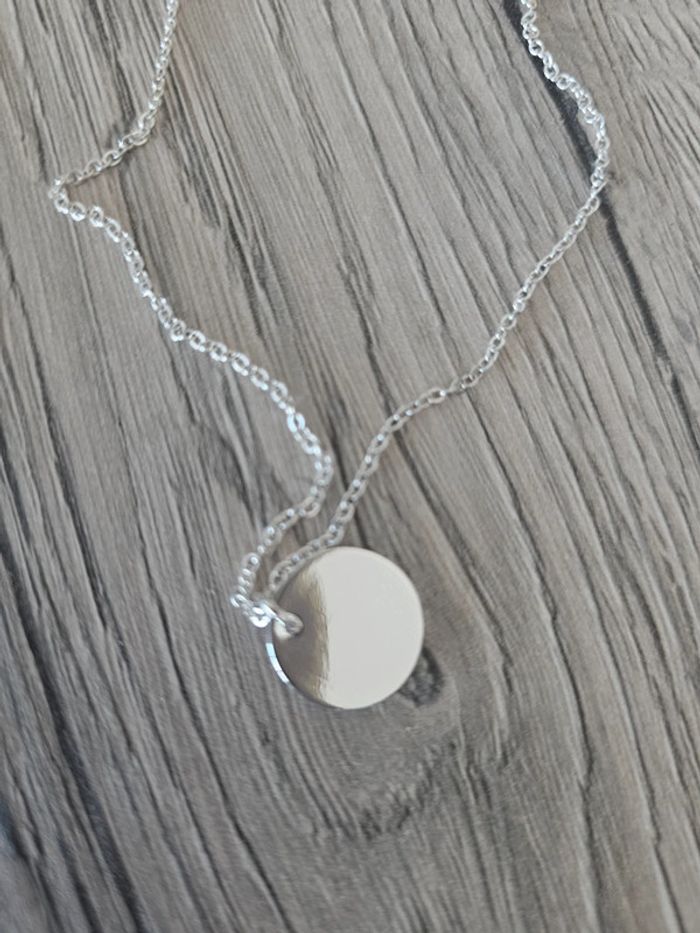 Chaîne et pendentif fantaisie - photo numéro 2