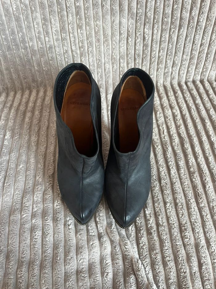 Bottines Givenchy en cuir nubuck noir – Taille 38 - photo numéro 9