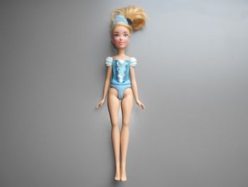 Poupée Cendrillon 2021 (Hasbro/Disney) à 0,50 EURO