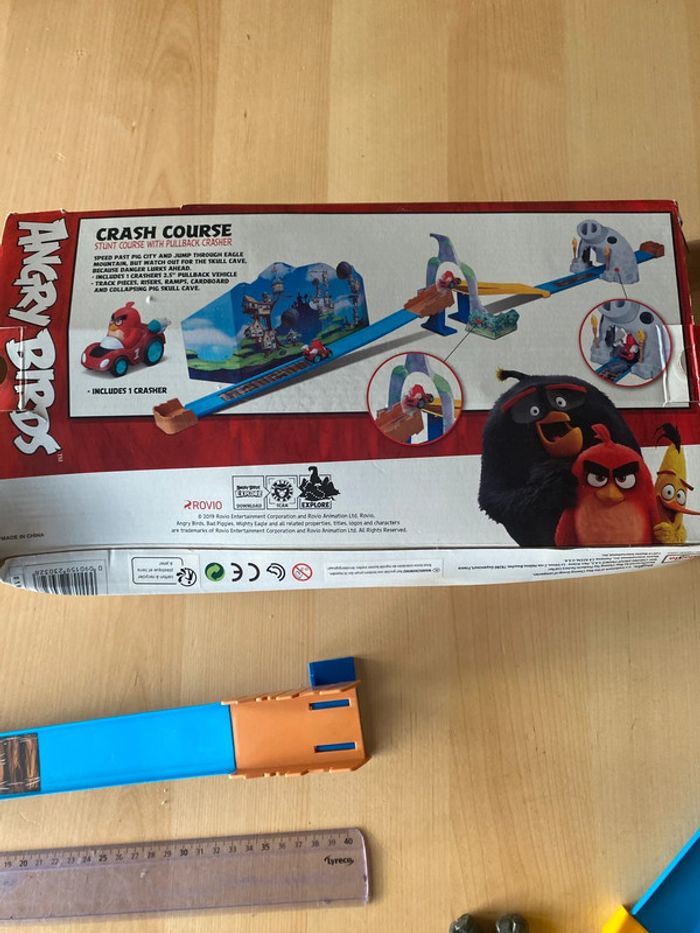 Jeu circuit voiture angry birds 2019 crash course mais to - photo numéro 7