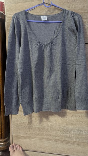 Pull gris