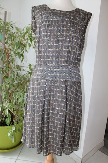 Robe en soie Cotélac - T. 2 = 40 - NEUVE -