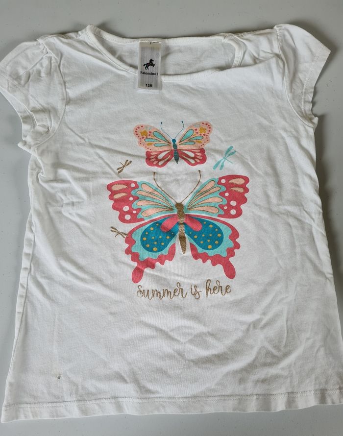 T-shirt papillon 🦋 8 ans