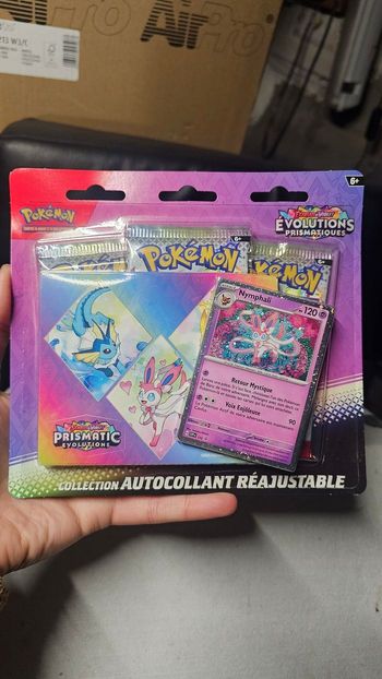Tripack Pokemon Prismatique 8.5 Nymphali