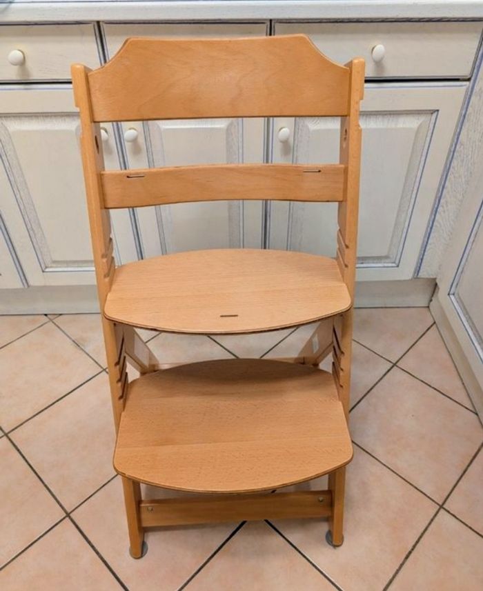 Chaise haute bébé en bois - photo numéro 5