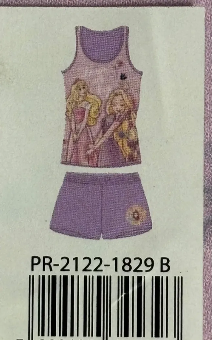 Pyjama 2 pièces Princesses taille 8 ans Disney - photo numéro 2