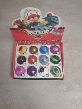 Coffret mini figurines pokemon + pokeball