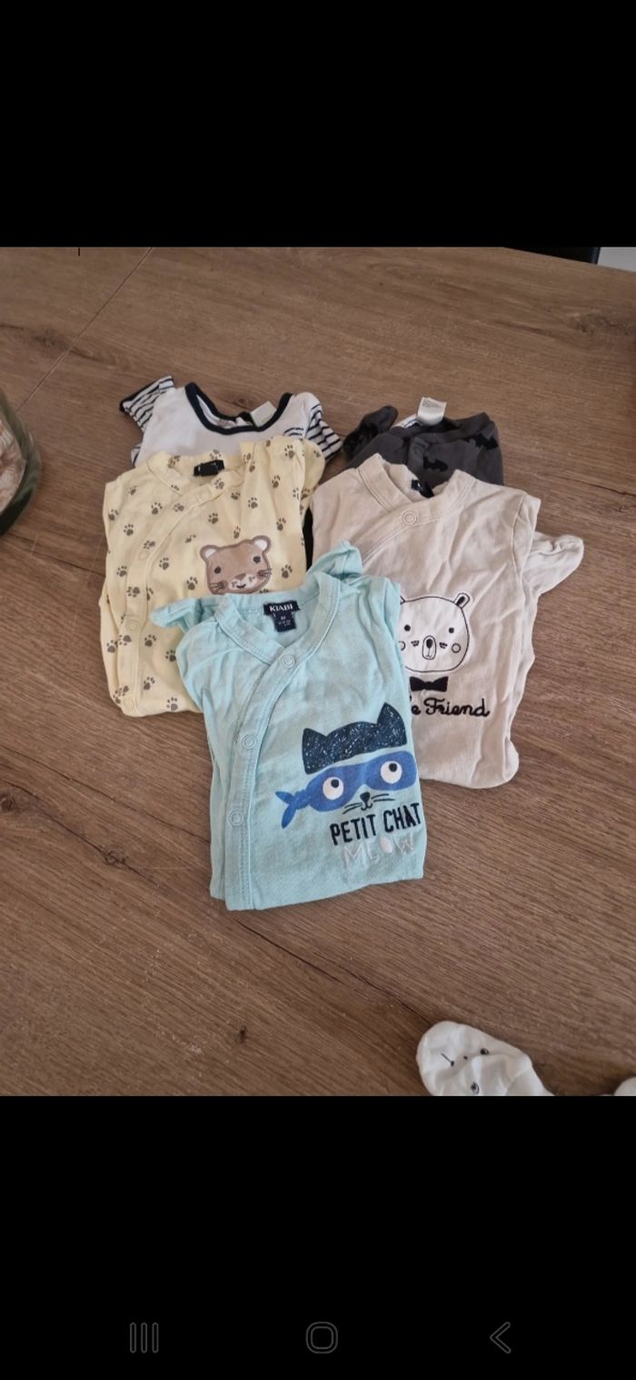 Lot +100 vêtements bébé garcons en 1 mois - photo numéro 7