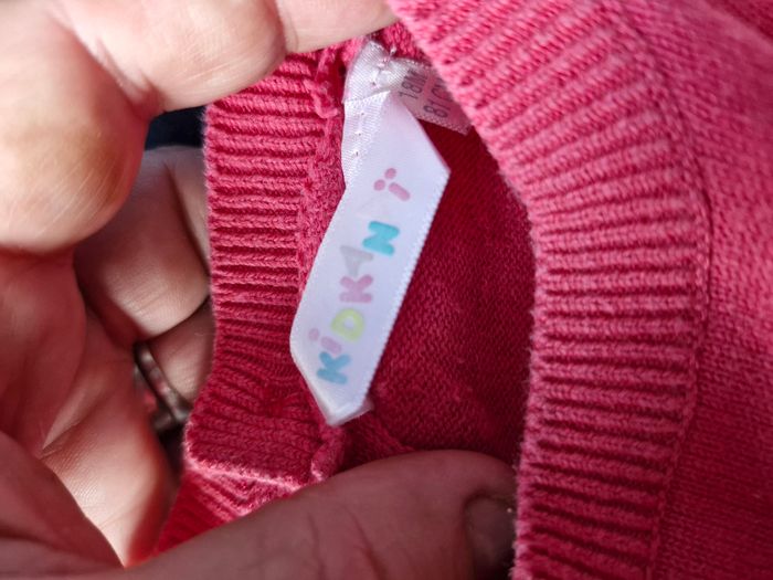 Superbe pull noeud papillon - photo numéro 4