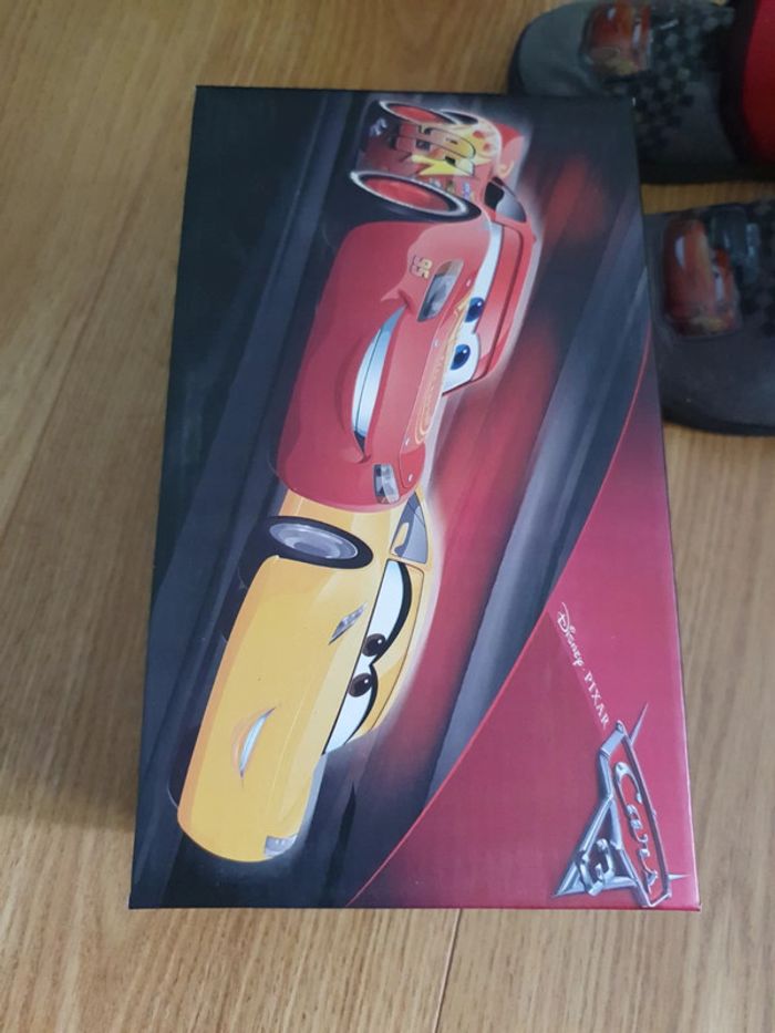 chaussons taille 30 cars disney - photo numéro 4
