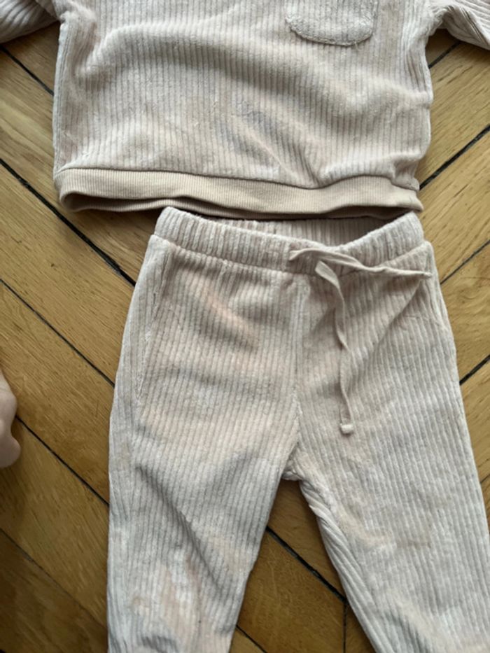 Ensemble jogging 12mois - photo numéro 3