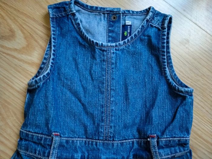 Lot de 2 robes en jean.
Taille 3 ans - photo numéro 12