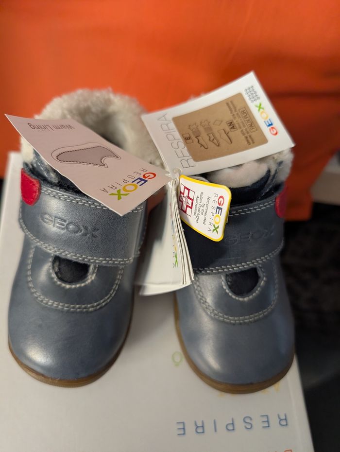 Chaussures tout cuir doux et souple garçon. Chaudes. Taille 21 idéal premier pas. Neuf. Geox - photo numéro 4