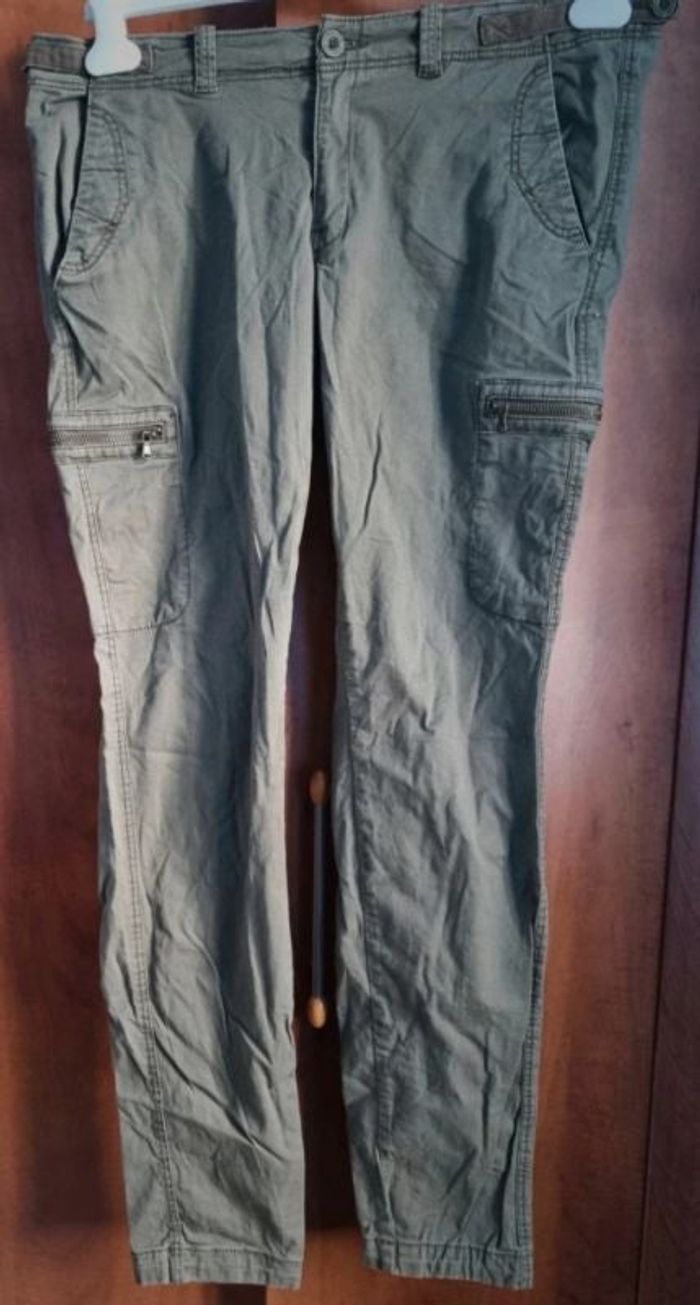 Jeans cargo kaki taille 42 - photo numéro 1