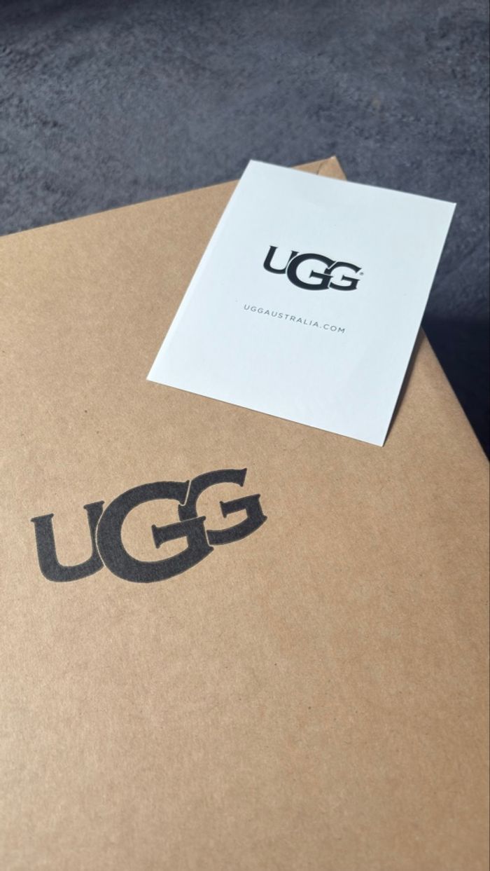 Ugg mini - photo numéro 2
