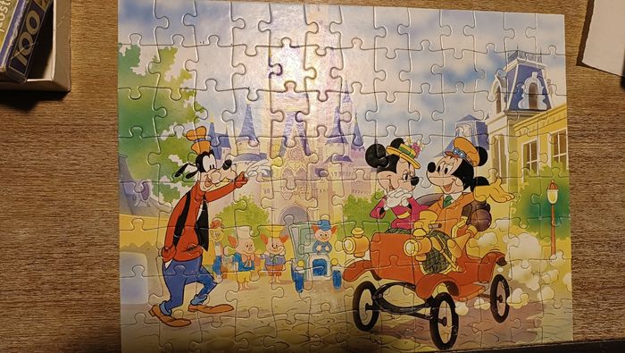 Puzzle Disney 100 pièces Mickey, Minie, Dingo - photo numéro 3