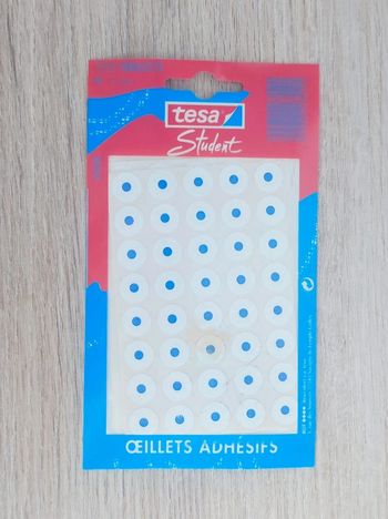 Lot 280 oeillets adhésif blanc / Tesa
